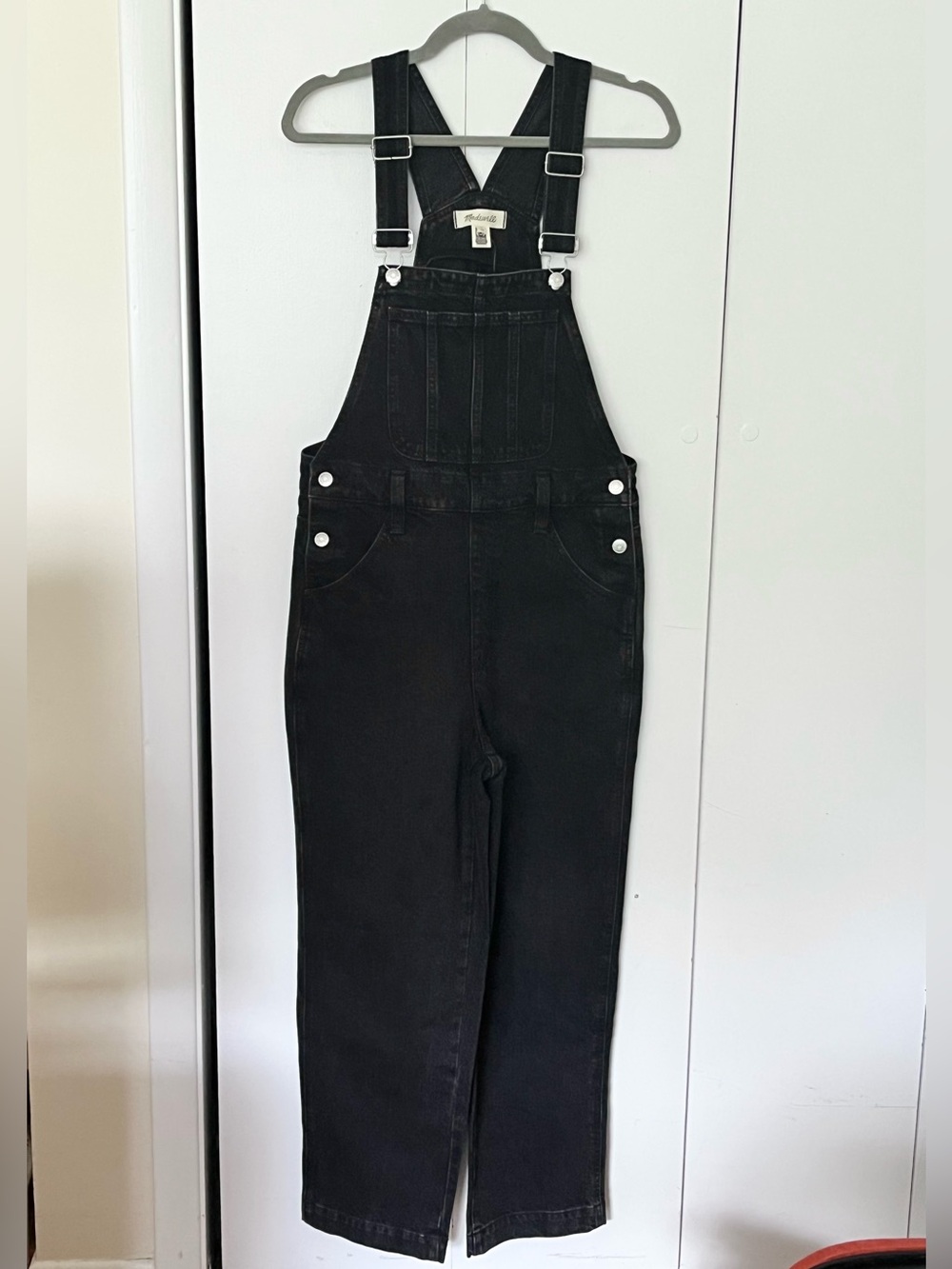 Madewell Women’s Straight-Leg Overalls in Lunar Wash